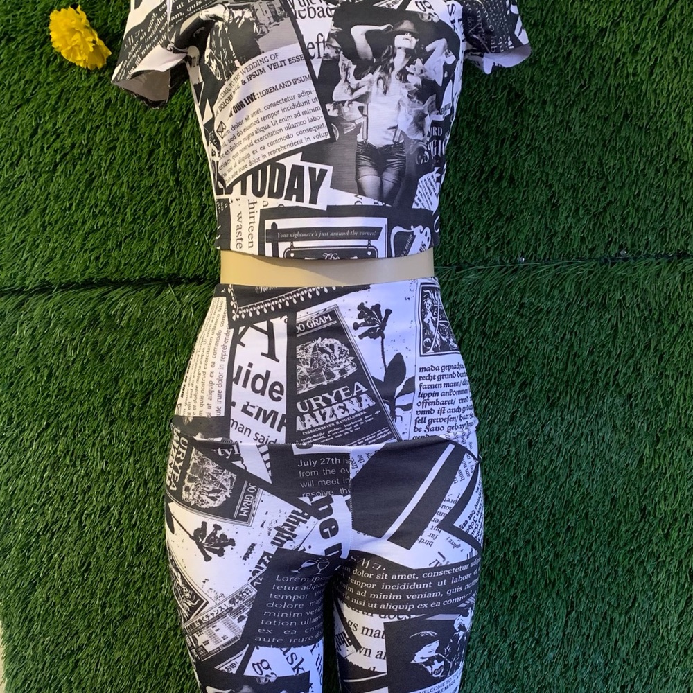 2pc Newspaper printed set